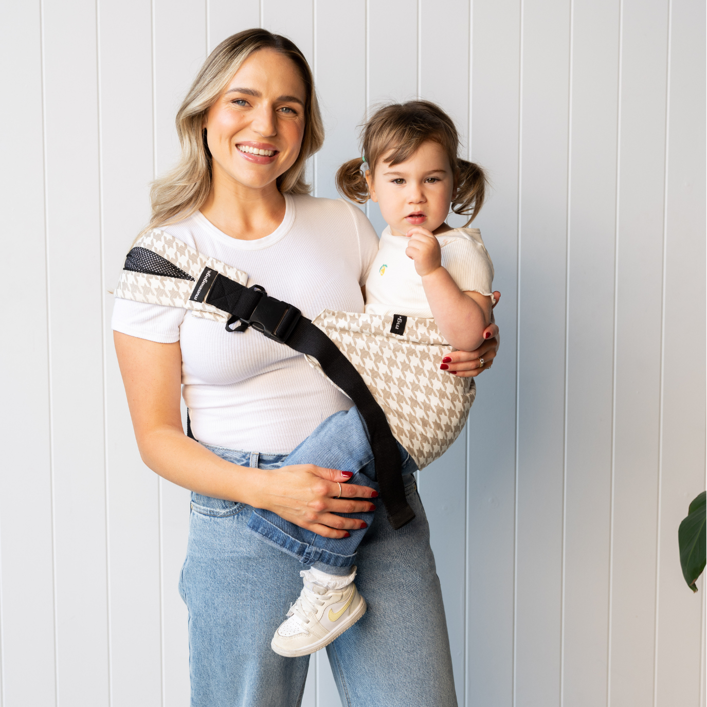 The MummaGogo™️ Toddler Carrier