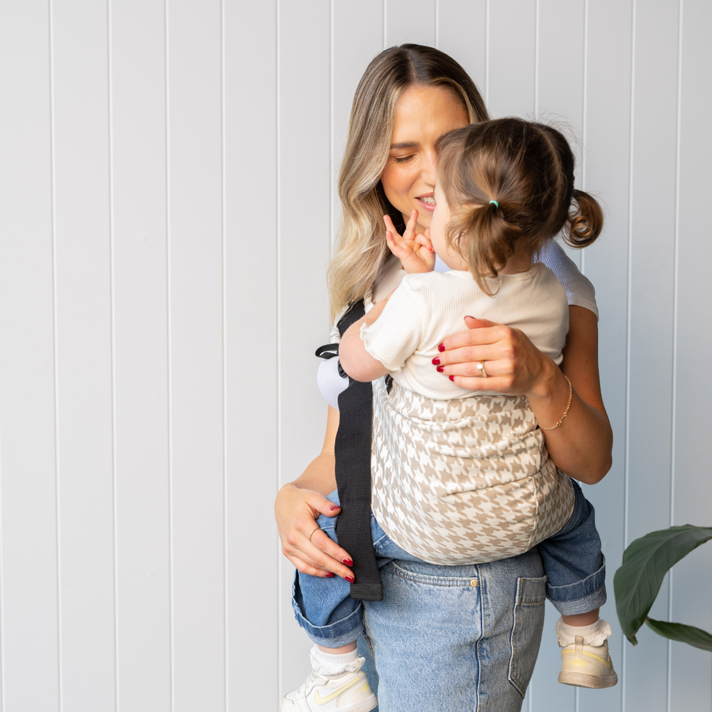 The MummaGogo™️ Toddler Carrier